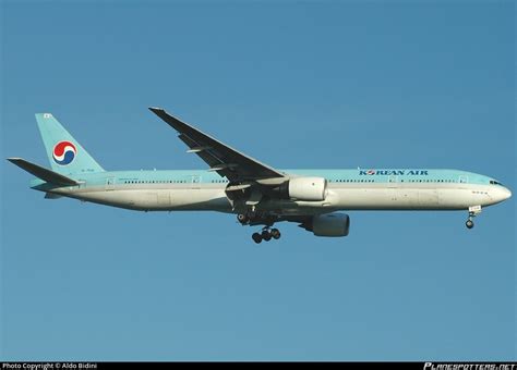 HL7534 Korean Air Boeing 777 3B5 Photo By Aldo Bidini ID 015437