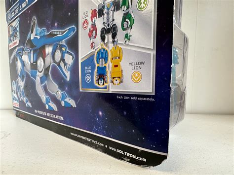 Voltron Legendary Defender Dreamworks Blue Lion Playmates Mikes