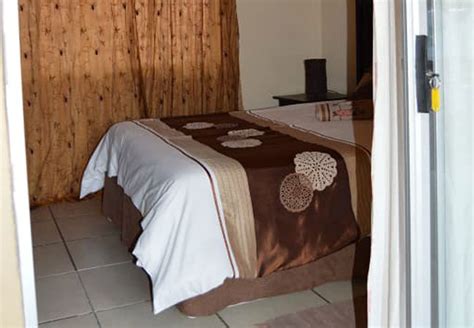 Rantsho Lifestyle Guesthouse In Mogwase North West Province