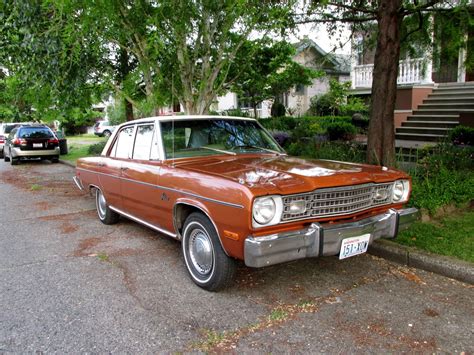 Plymouth Valiant III 1967 - 1973 Sedan :: OUTSTANDING CARS