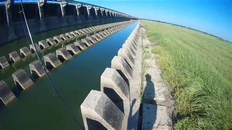 Fishing Behind A Spillway Weir Youtube