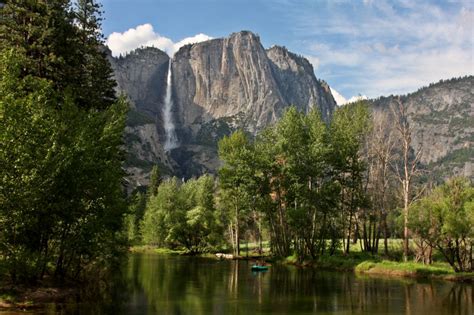 Waterfalls of Yosemite Valley: Yosemite Falls