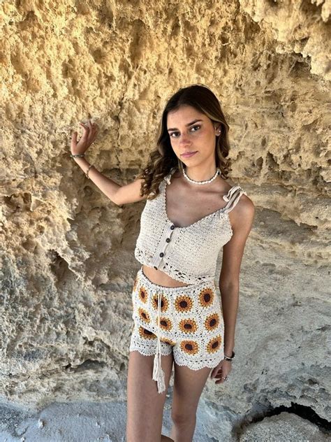 SHORTS BODHI CROCHET SUNFLOWER Naked Gypsy