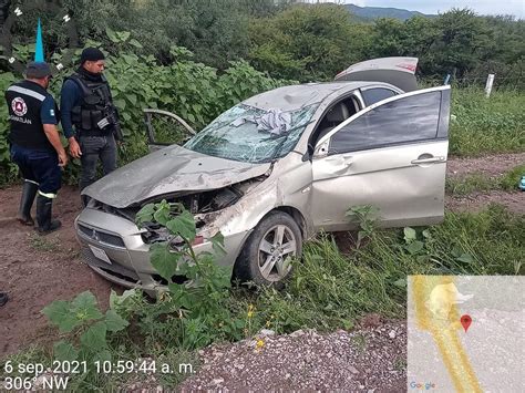 Mujer Vuelca Y Muere En Carretera A Parral