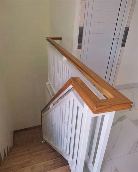 8 Inspirasi Desain Railing Tangga Minimalis Modern Cocok Buat Hunian