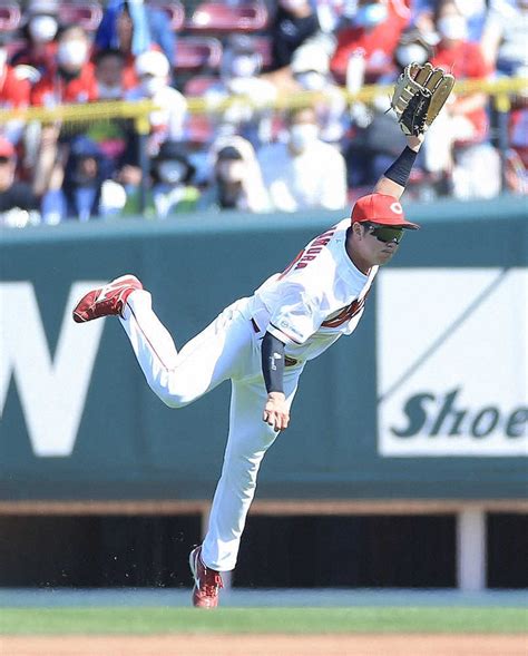 広島のルーキー中村健 刺した！刺した！2イニング連続補殺and2戦連続適時打、定位置奪取へ攻守で猛アピ― スポニチ Sponichi Annex 野球