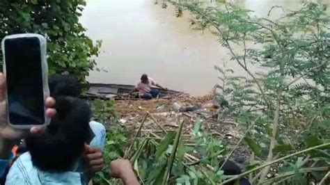 Pemancing Di Bungo Cium Bau Aroma Busuk Ternyata Ada Jasad Seorang