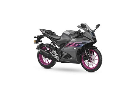 yamaha   black metallic  colour