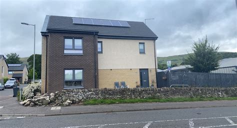 3 Bed Semi Detached House For Sale In Fells View Milton Of Campsie