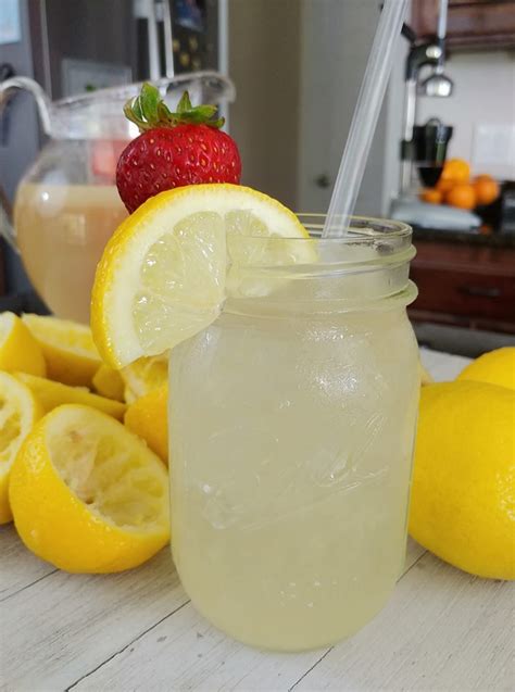 The Best Homemade Fresh Squeezed Lemonade Jetts Kitchen