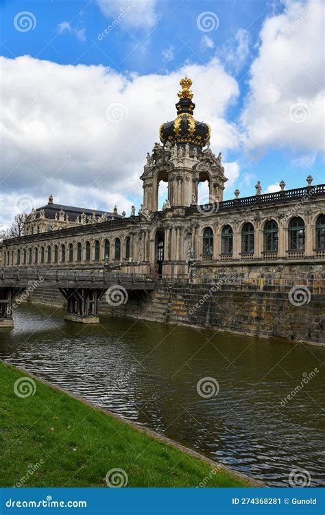 Zwinger Palace Architect Matthaus Poppelmann Royal Palace Si