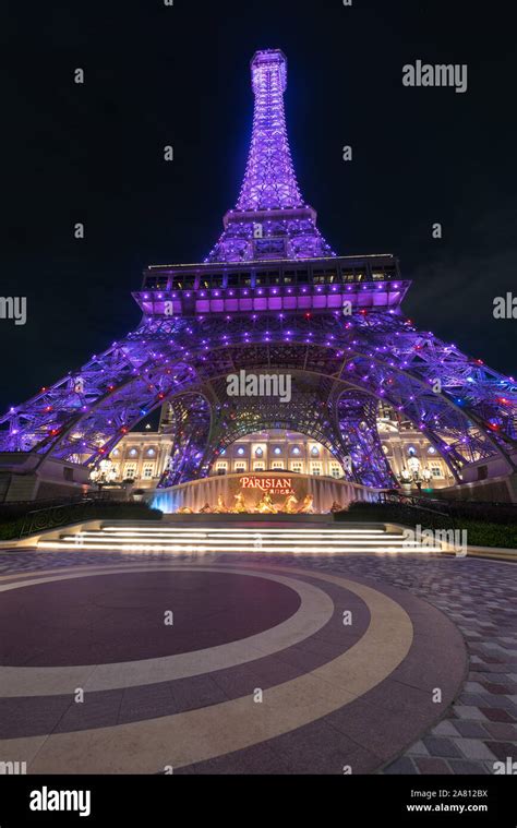 View of Macau, a luxury hotel and casino resort Stock Photo - Alamy