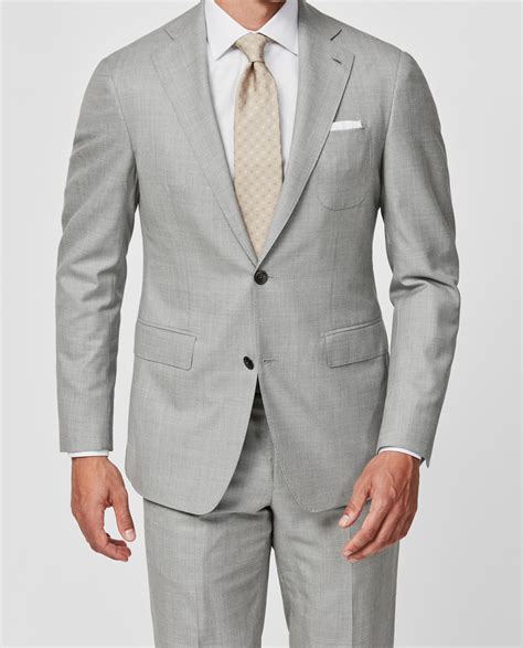 Seasonal Wedding Suits in Miami: Perfect Styles for Every Season – Damiani