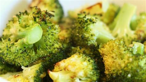 Roasted Garlic Lemon Broccoli Recipe