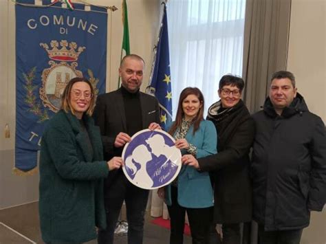 Termoli Lancia Il Borgo Degli Innamorati Per Un San Valentino