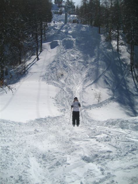 欧洲最好的滑雪胜地安娜无处不在 半岛手机综合app官网版 安全版