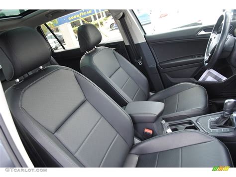 Titan Black Interior 2018 Volkswagen Tiguan SEL Photo #139460201 ...