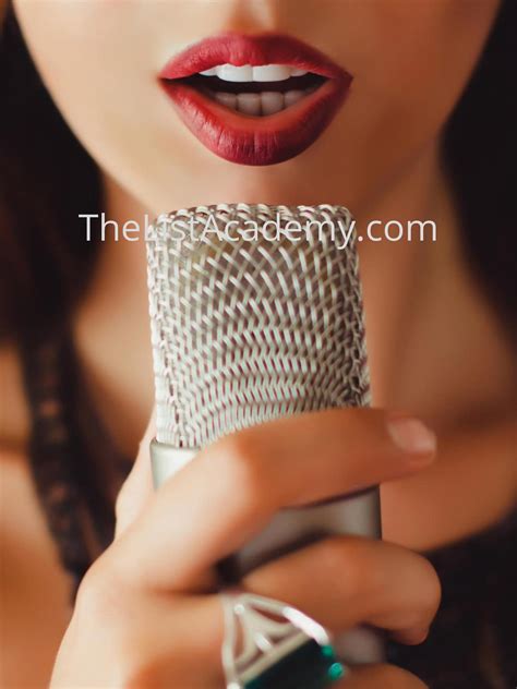 94 Indian Popular Female Singers » The List Academy