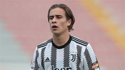 Player Profile Kenan Yildiz Juventus