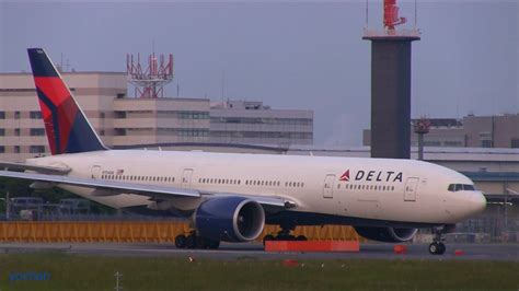 Boeing Lr Lr N Dk Delta Air Lines Dl Dal Taxiing