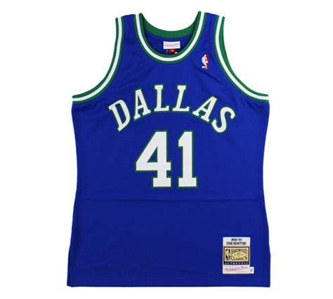 Dirk Nowitzki Signed Mavericks Jersey Fanatics Pristine Auction