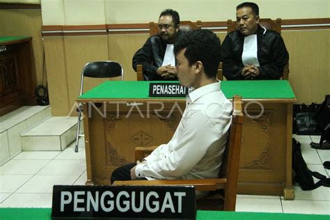 SIDANG KASUS PEMBUNUHAN SATU KELUARGA ANTARA Foto