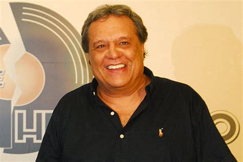 Dennis Carvalho Apresenta Melhora No Quadro Cl Nico Maring Mais