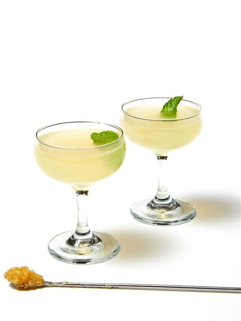 Best Vodka Cocktails - Easy Cocktail Recipes With Vodka