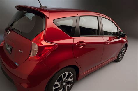 2015 Nissan Versa Note Sr Debuts At 2014 Chicago Auto Show Automobile Magazine