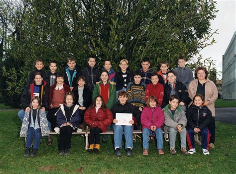 Photo De Classe Eme B De Coll Ge Andr Brouillet Copains D Avant