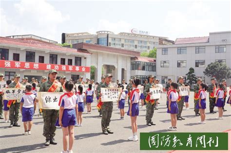 湖南省各地欢送新兵·国防教育 国防教育周刊