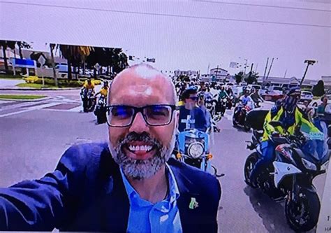 Jornalista Allan Dos Santos Participa De Motociata Em Orlando E Provoca