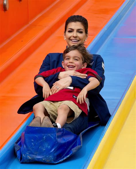 Florida Gov. Ron DeSantis hits state fair with wife Casey and kids