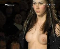 Nude On The Catwalk Page 8