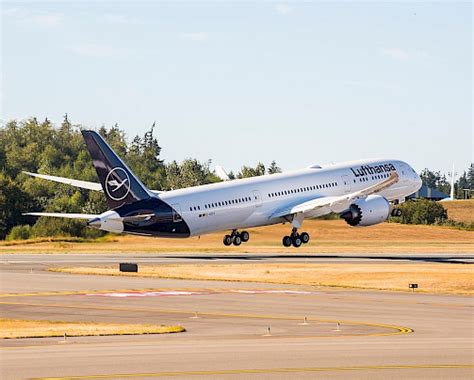 Lufthansa plánuje v říjnu nasadit nový Dreamliner na trase Mnichov