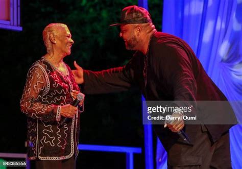 Dionne Warwick & Family Photos and Premium High Res Pictures - Getty Images