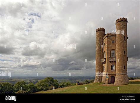 Cotswolds Broadway Tower Stock Photo Alamy