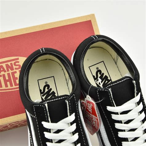 Vans Old Skool Classic Black White รุ่นสุดฮิต รองเท้า แวนส์ โอวสคูล