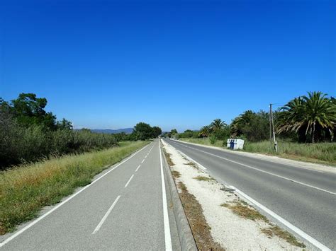 Le Parcours Cyclable du Littoral Varois V65 Etape 2 Hyères Port