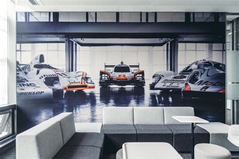 Porsche Headquarters - Shanghai | Office Snapshots