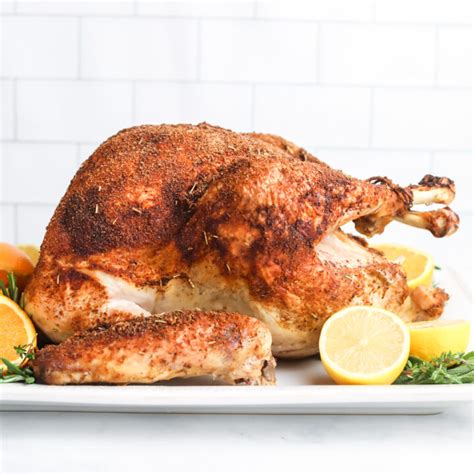 Classic Roast Turkey Recipe (5 Easy Steps)