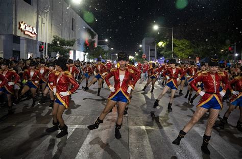 Culiacán Brilla Con La Novena Edición Del Desfile Navideño Vive Una