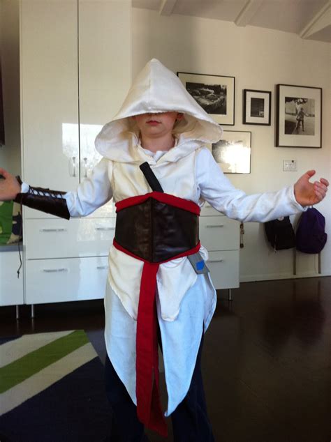 Assassins Creed Costume for Kids | Assassins creed costume, Easy ...