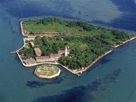 A Night On The Haunted Poveglia Island In Italy One Of The Worlds