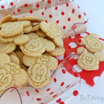 animal crackers Archives | Fun Family Crafts