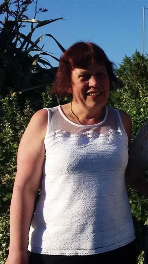 Coastguard Scour Sea After Woman Reported Missing From Lincolnshire