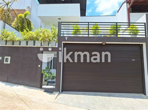 Luxury House For Sale In Malabe Ikman