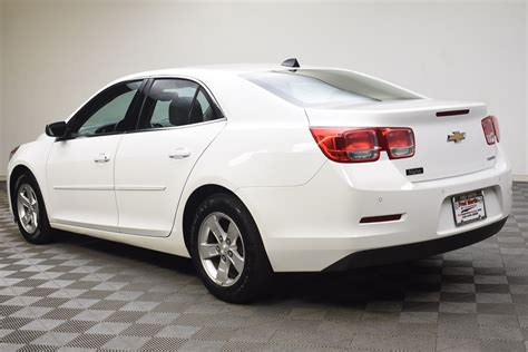 Pre Owned 2013 Chevrolet Malibu Ls 4d Sedan In Barberton 5n20850b Fred Martin Superstore