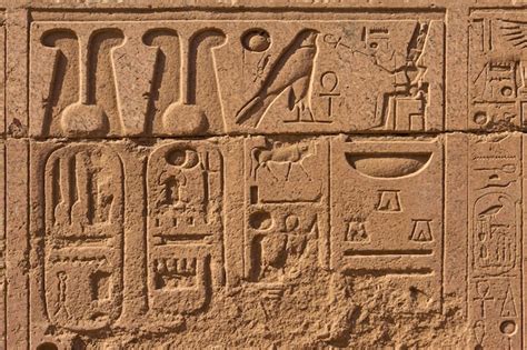 Antike Ruinen Des Karnak Tempels In Luxor Theben Gypten Der Gr Te