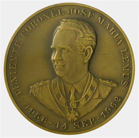 Medaille Teniente Coronel Jose Maria Lemus 1956 1962 Museen Der